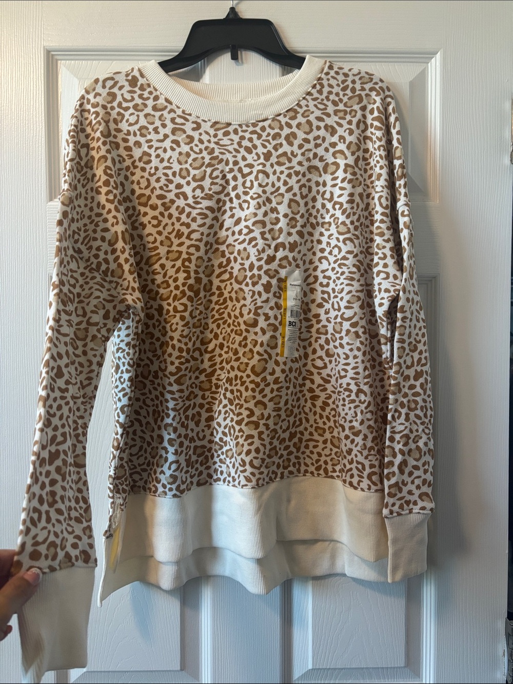 Time and Tru Cream and Tan Leopard Pullover Sweatshirt